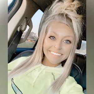 Meet your Posher, Katelyn